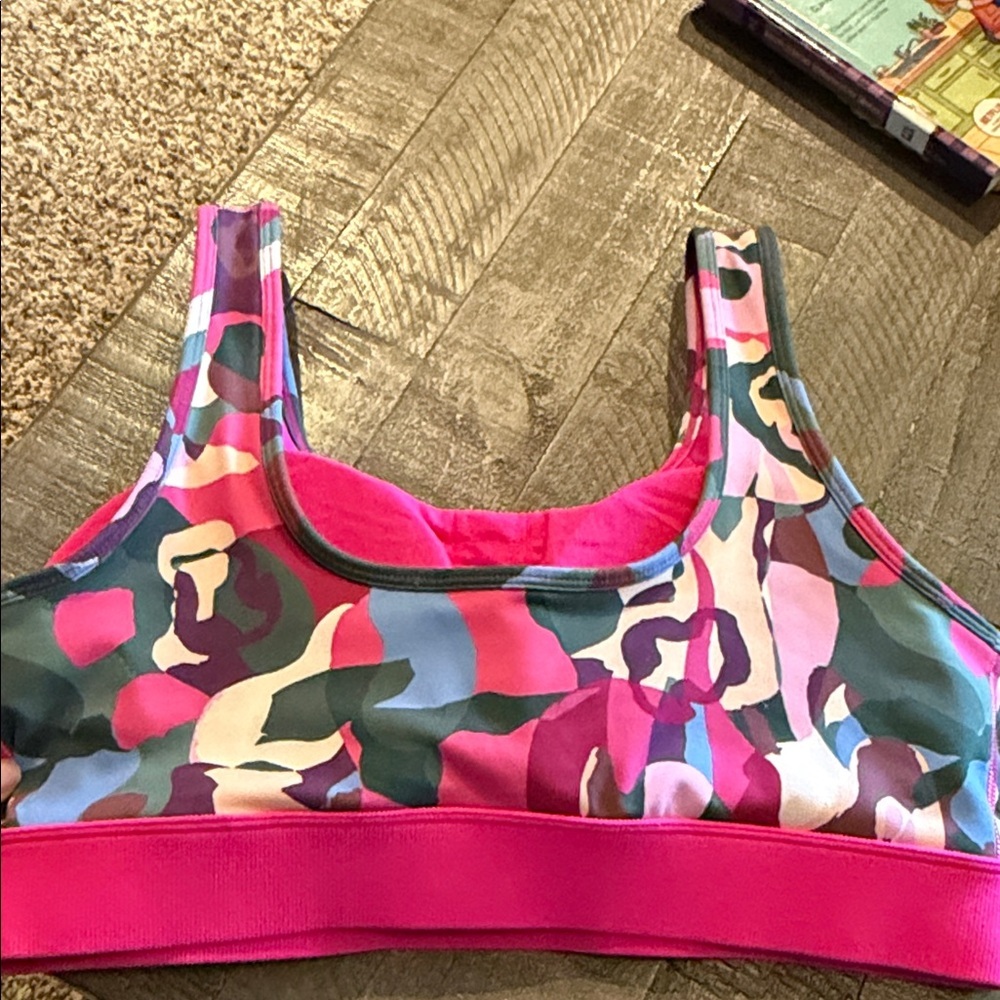 Reebok Women's Camouflage Sports Bra new - Picture 6 of 10